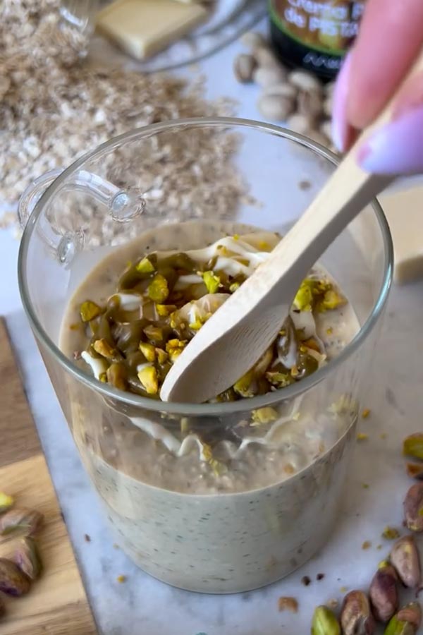 pistacho overnight oats