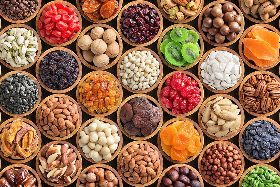 surtido frutos secos y frutas deshidratadas